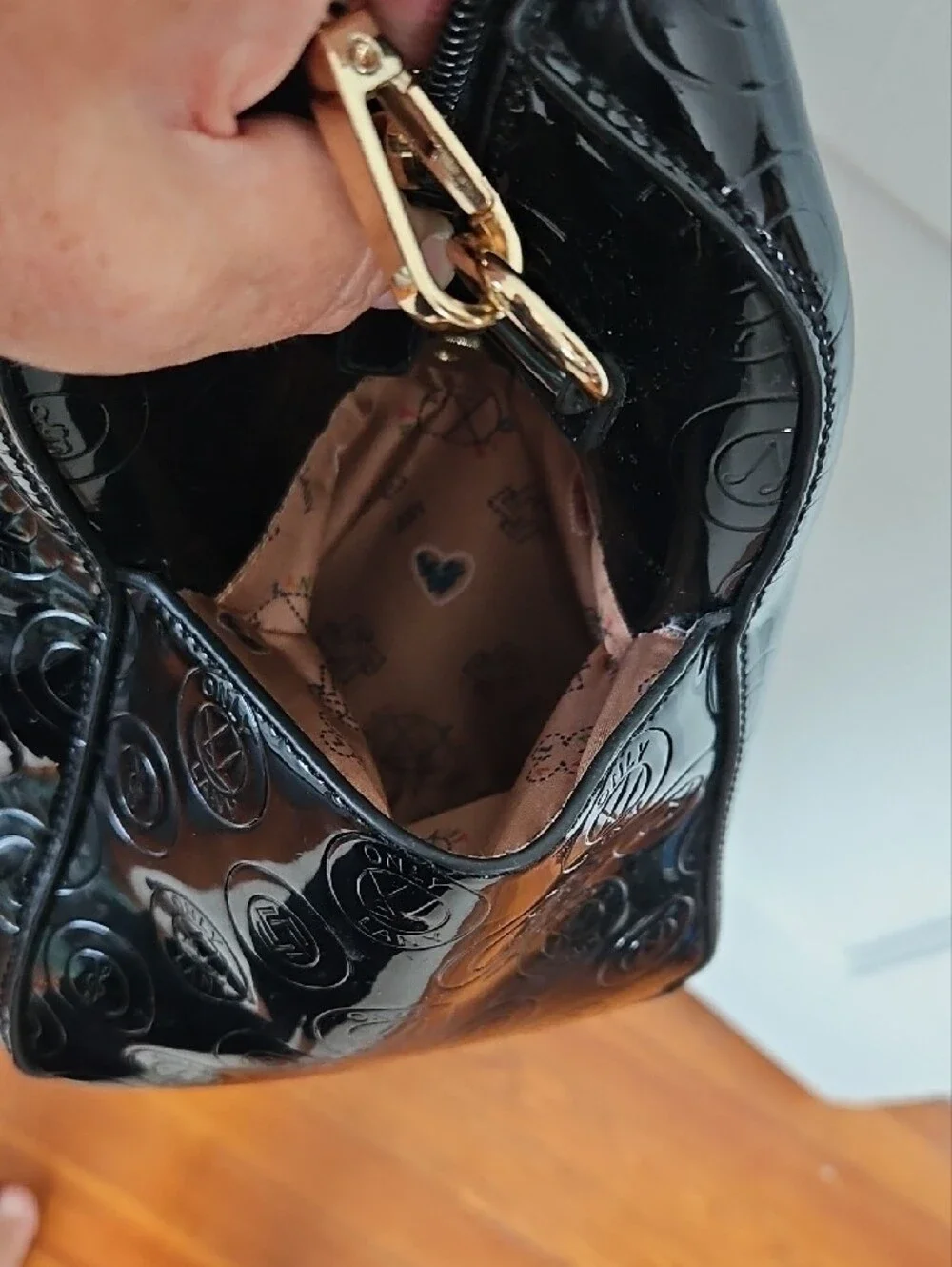 LANY Black Patent Large Satchel Handbag and Matching Wallet/ Wristlet